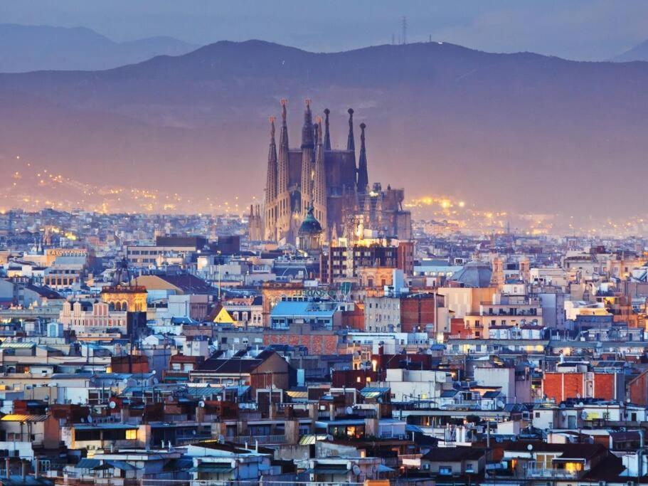 ¡Apartamento En El Centro De Barcelona! Exterior photo